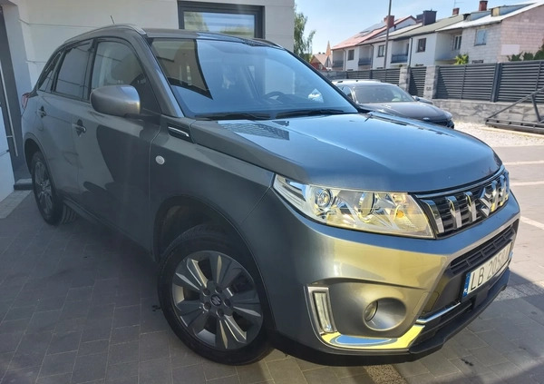 Suzuki Vitara cena 59900 przebieg: 70000, rok produkcji 2019 z Rzgów małe 121